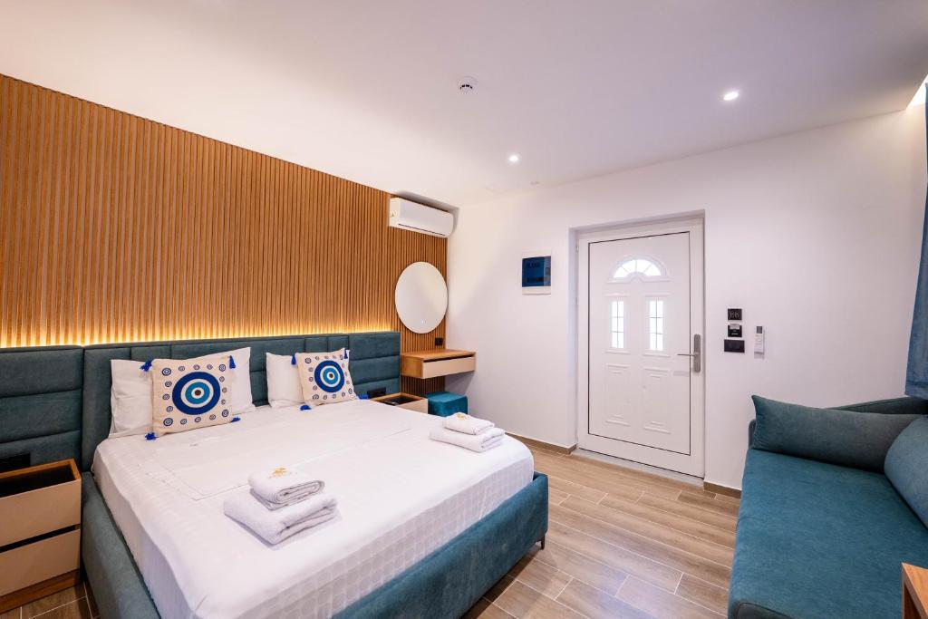 Deluxe Double Room with Ground Floor at Hotel Zogaj